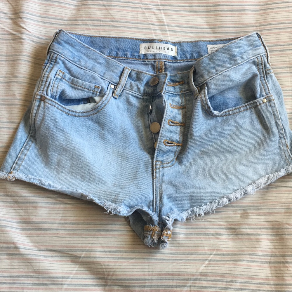 Bullhead high rise shorts